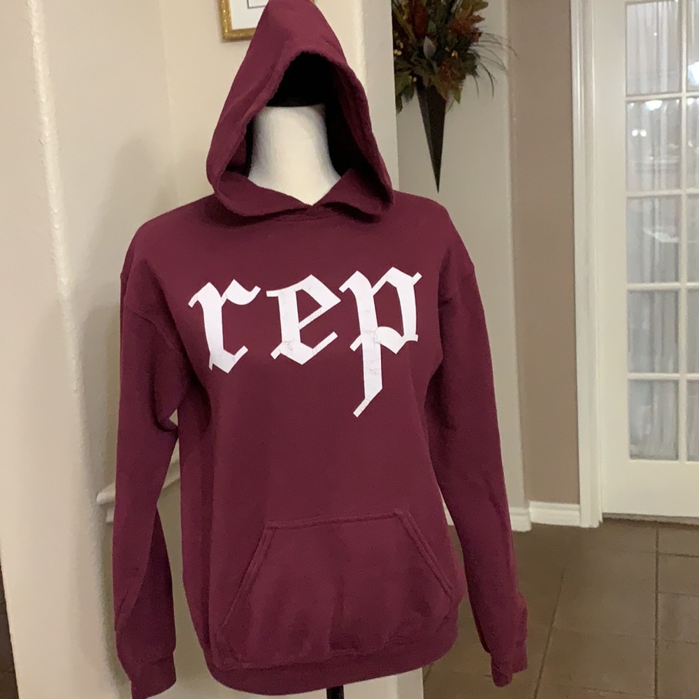 Gildan Maroon hoodie with Taylor Swift, REP on front from concert tour